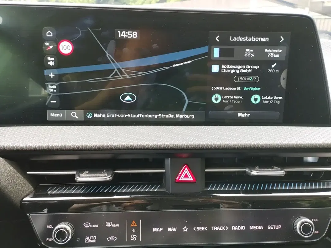 Kia EV6 - Thumbnail 15