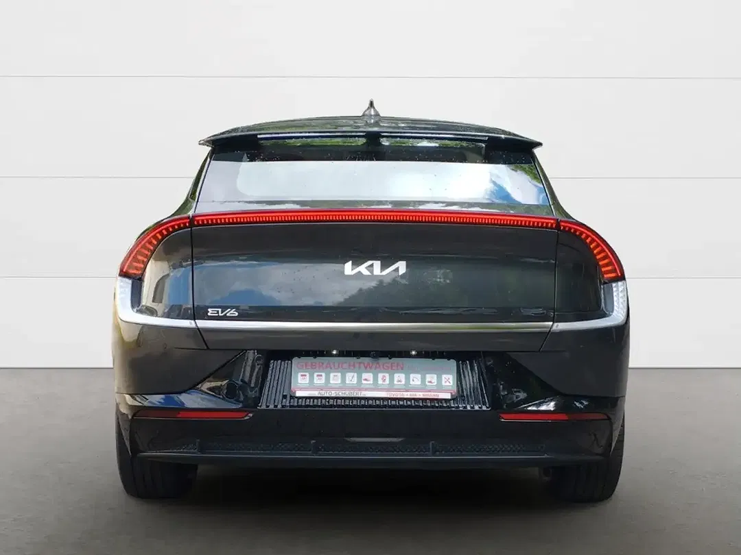 Kia EV6 - Thumbnail 7