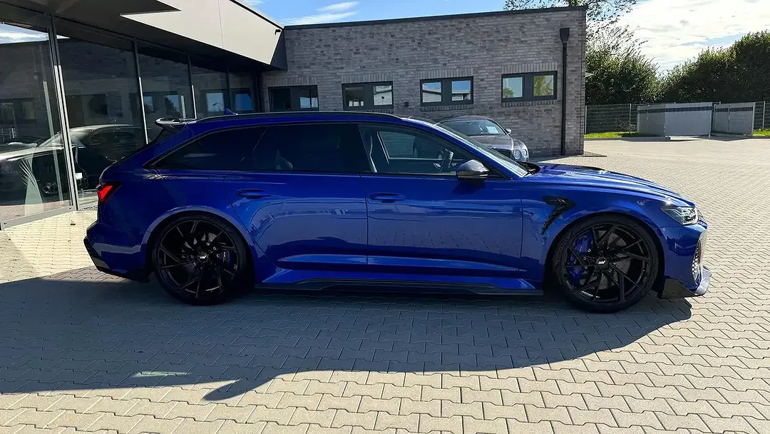 Audi RS6 - Thumbnail 5