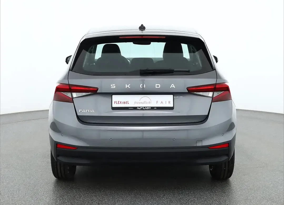 Skoda Fabia - Thumbnail 4
