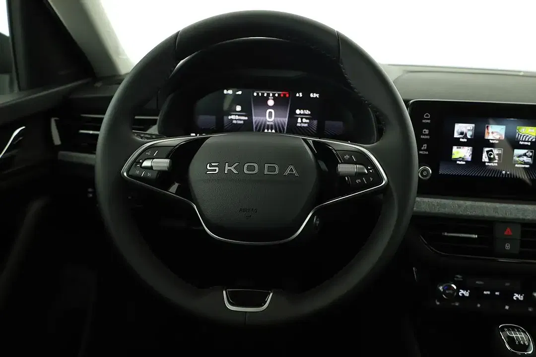 Skoda Kamiq - Thumbnail 6