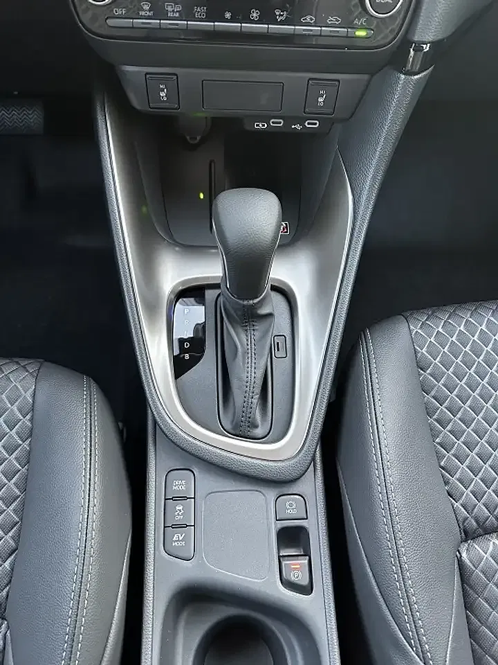 Mazda 2 - Thumbnail 12