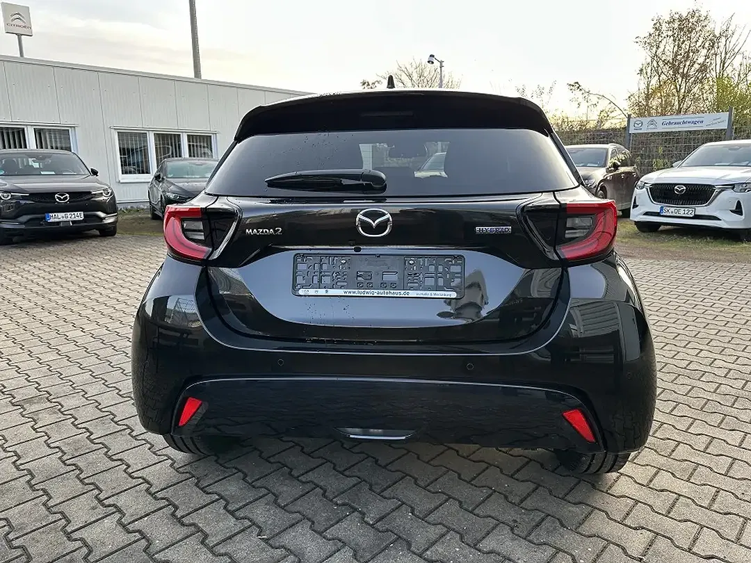 Mazda 2 - Thumbnail 5