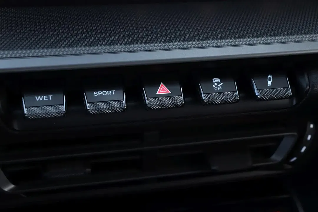 Porsche 992 - Thumbnail 13