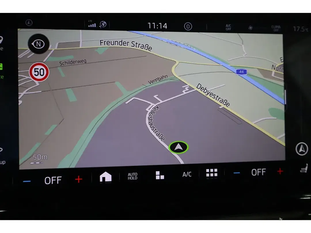 Skoda Enyaq - Thumbnail 15