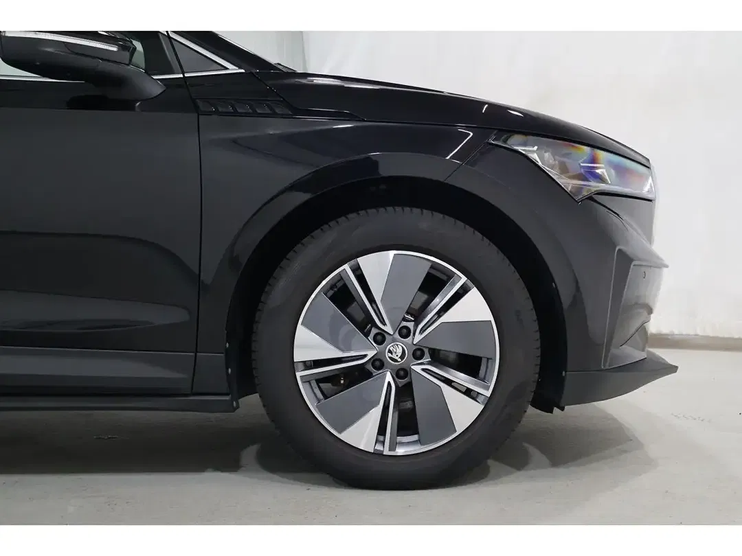 Skoda Enyaq - Thumbnail 5