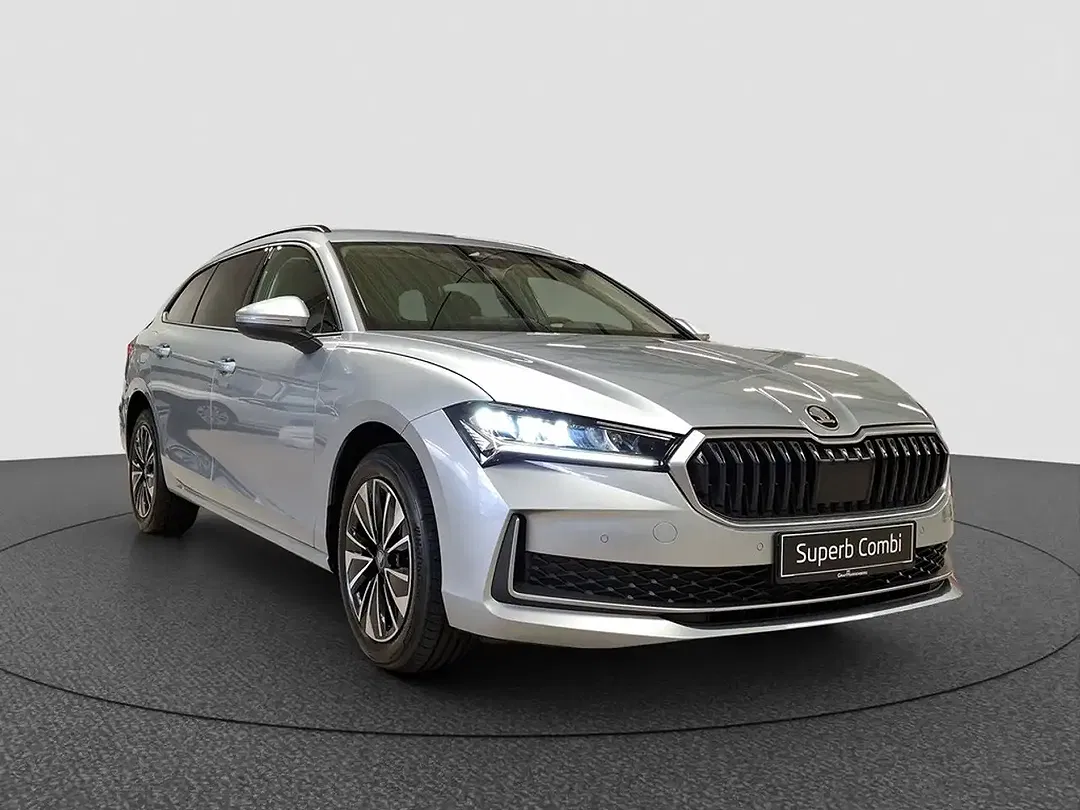 Skoda Superb - Thumbnail 7