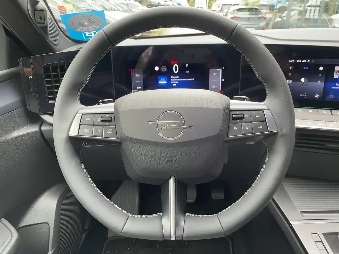 Opel Astra - Thumbnail 10