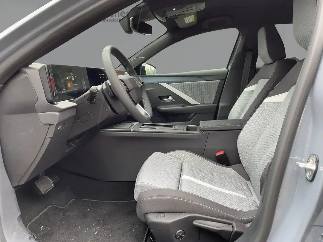 Opel Astra - Thumbnail 11