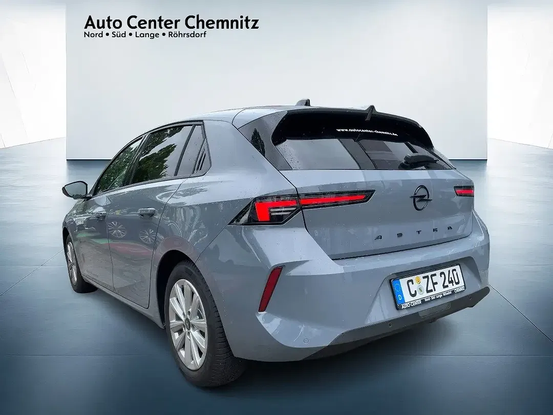 Opel Astra - Thumbnail 2