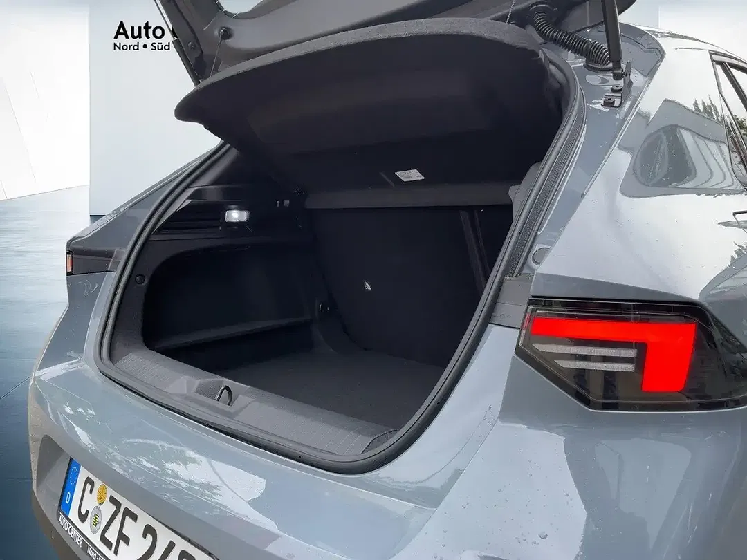 Opel Astra - Thumbnail 6