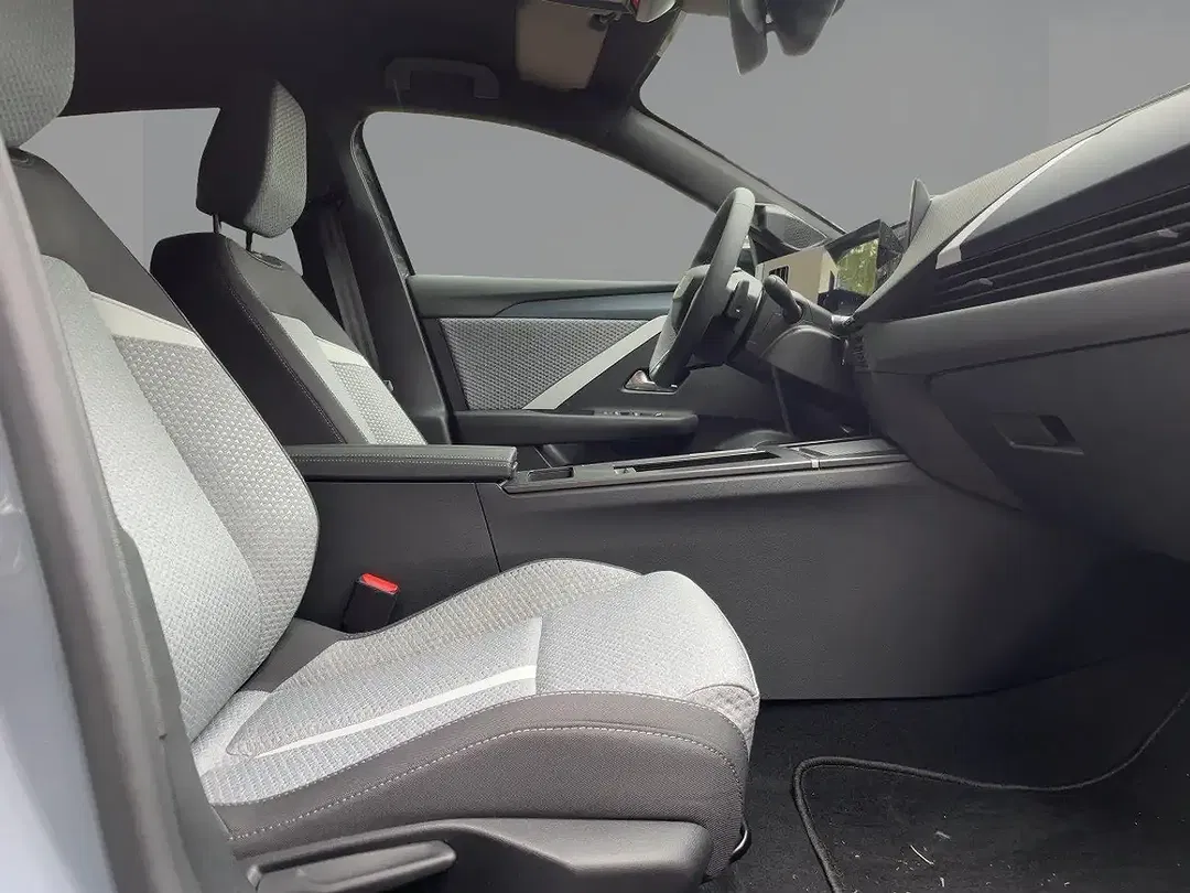 Opel Astra - Thumbnail 7