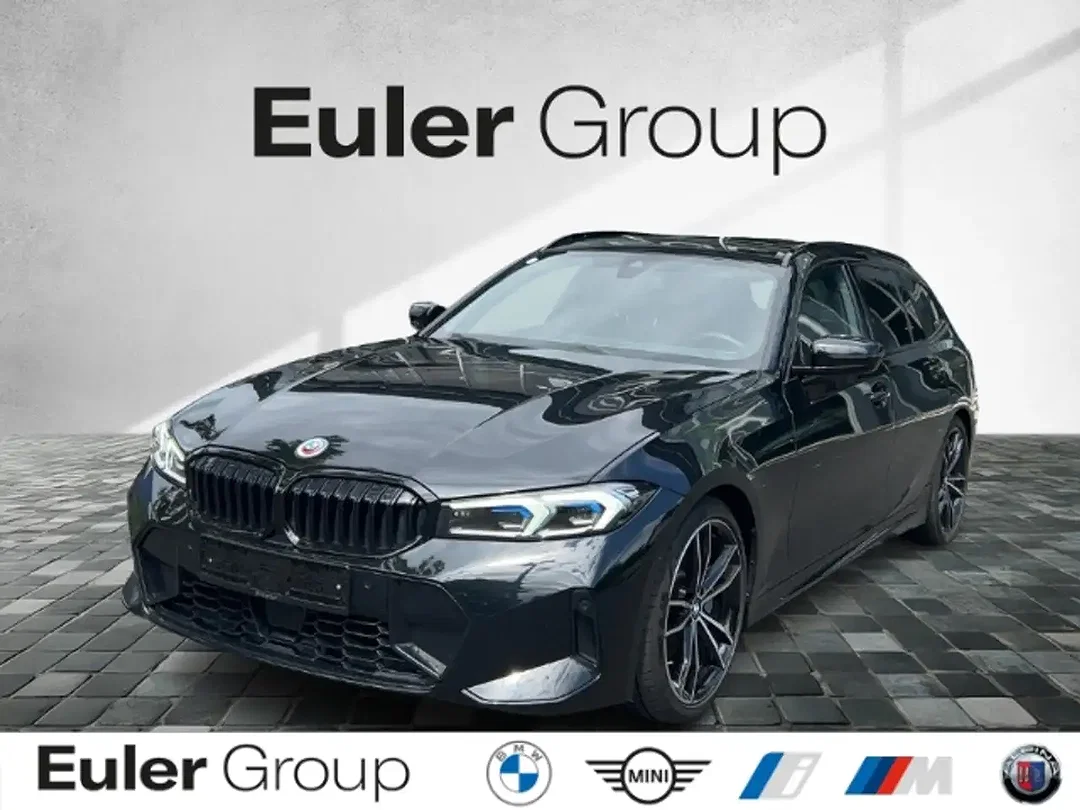 BMW 330 - Afbeelding 1