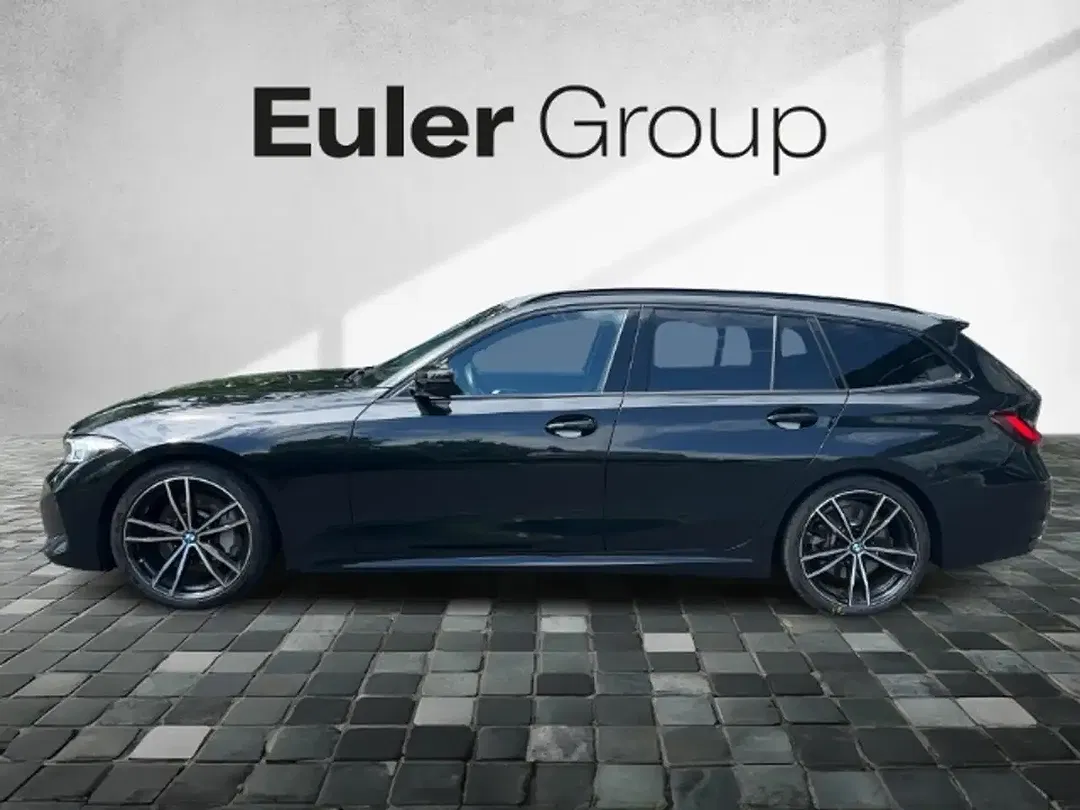 BMW 330 - Thumbnail 2