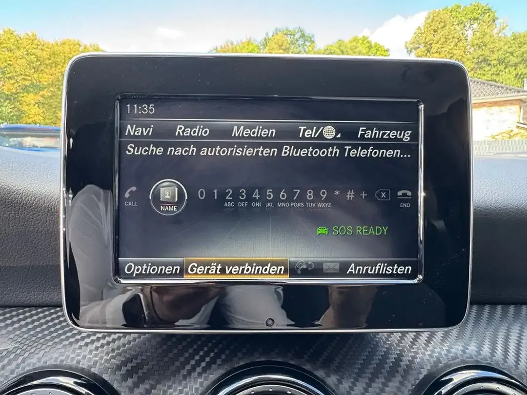 Mercedes-Benz GLA 200 - Thumbnail 12