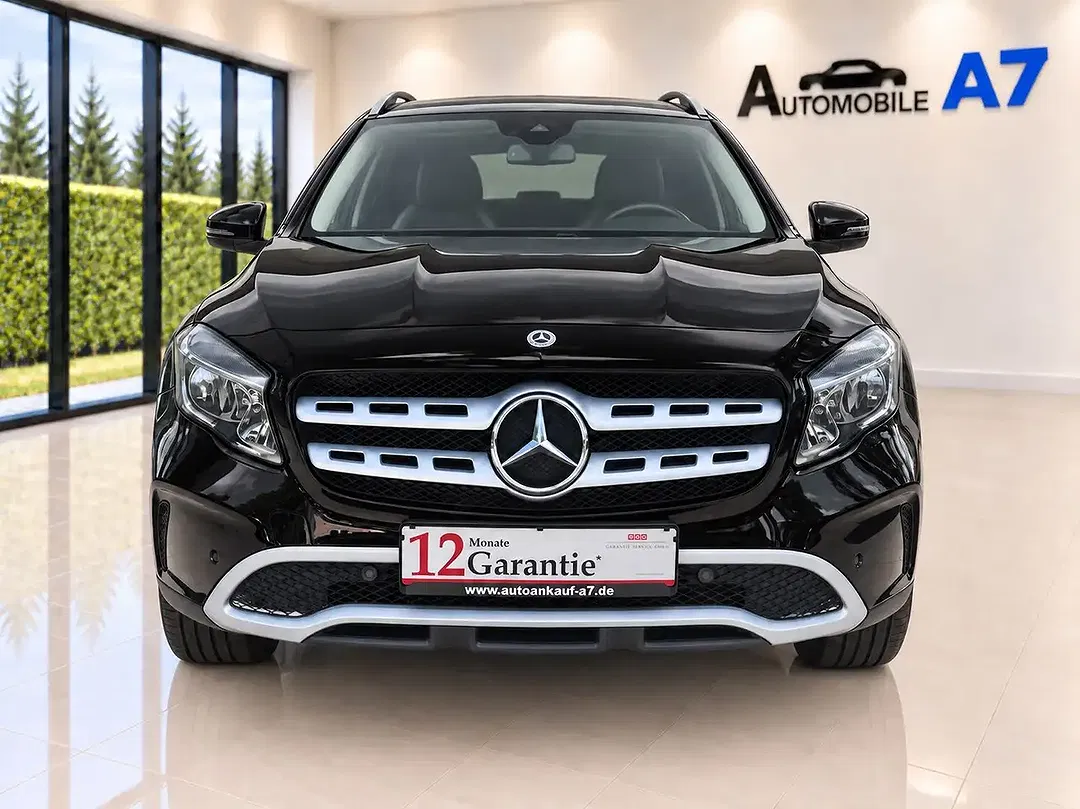 Mercedes-Benz GLA 200 - Thumbnail 2