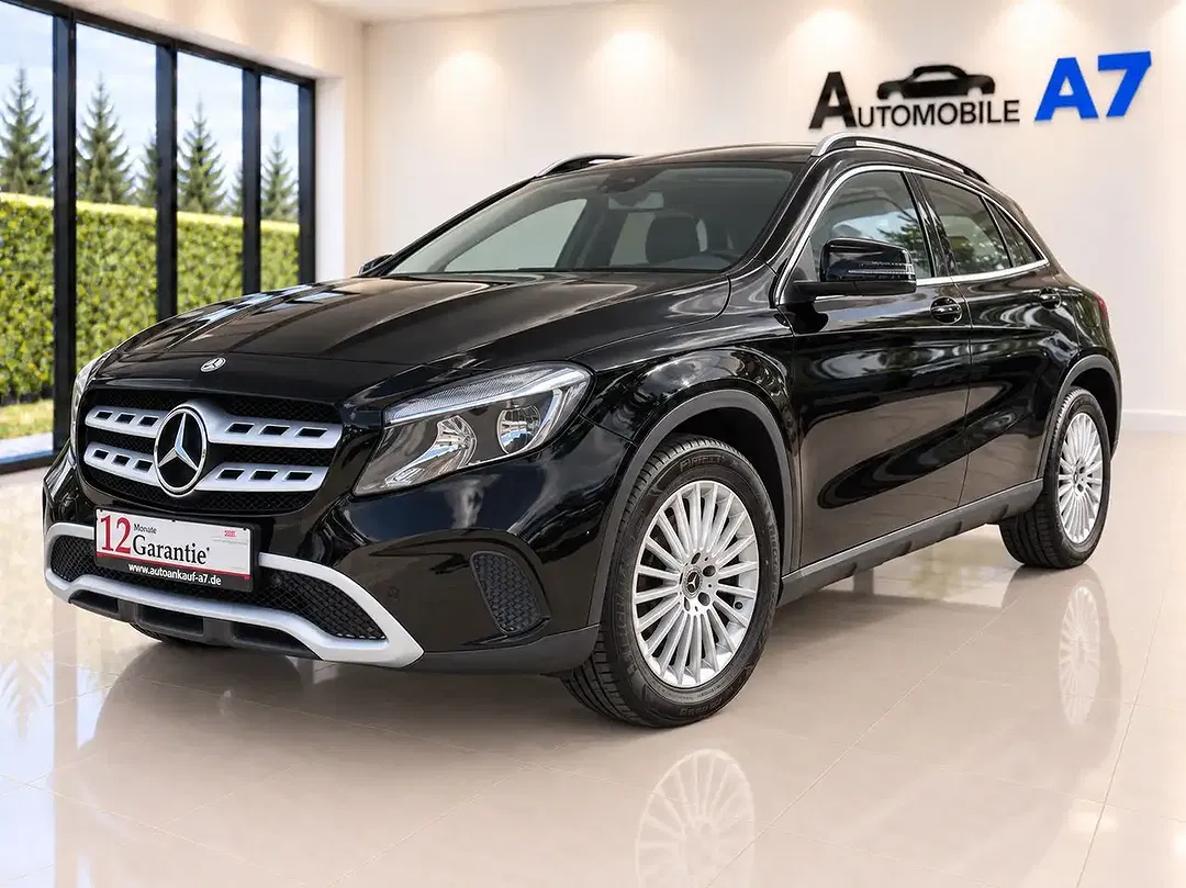 Mercedes-Benz GLA 200 - Thumbnail 3