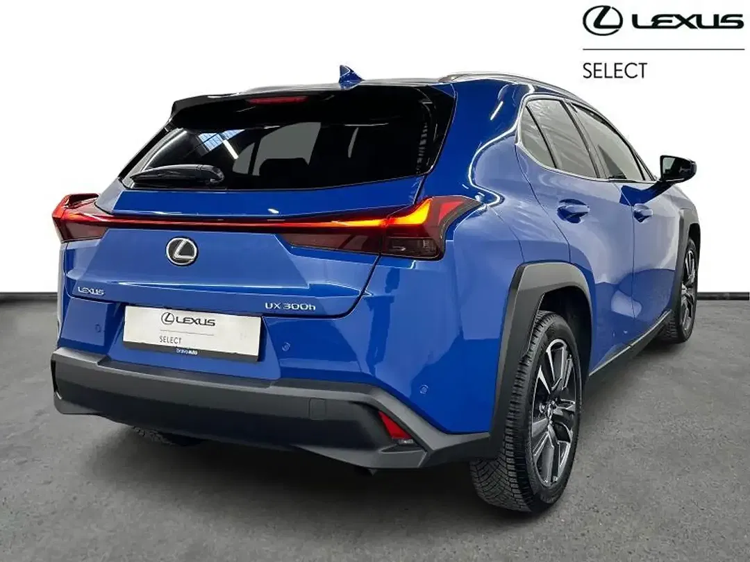 Lexus UX 300h - Thumbnail 15