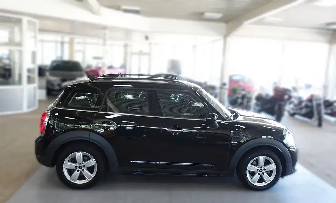 MINI Cooper Countryman - Thumbnail 12