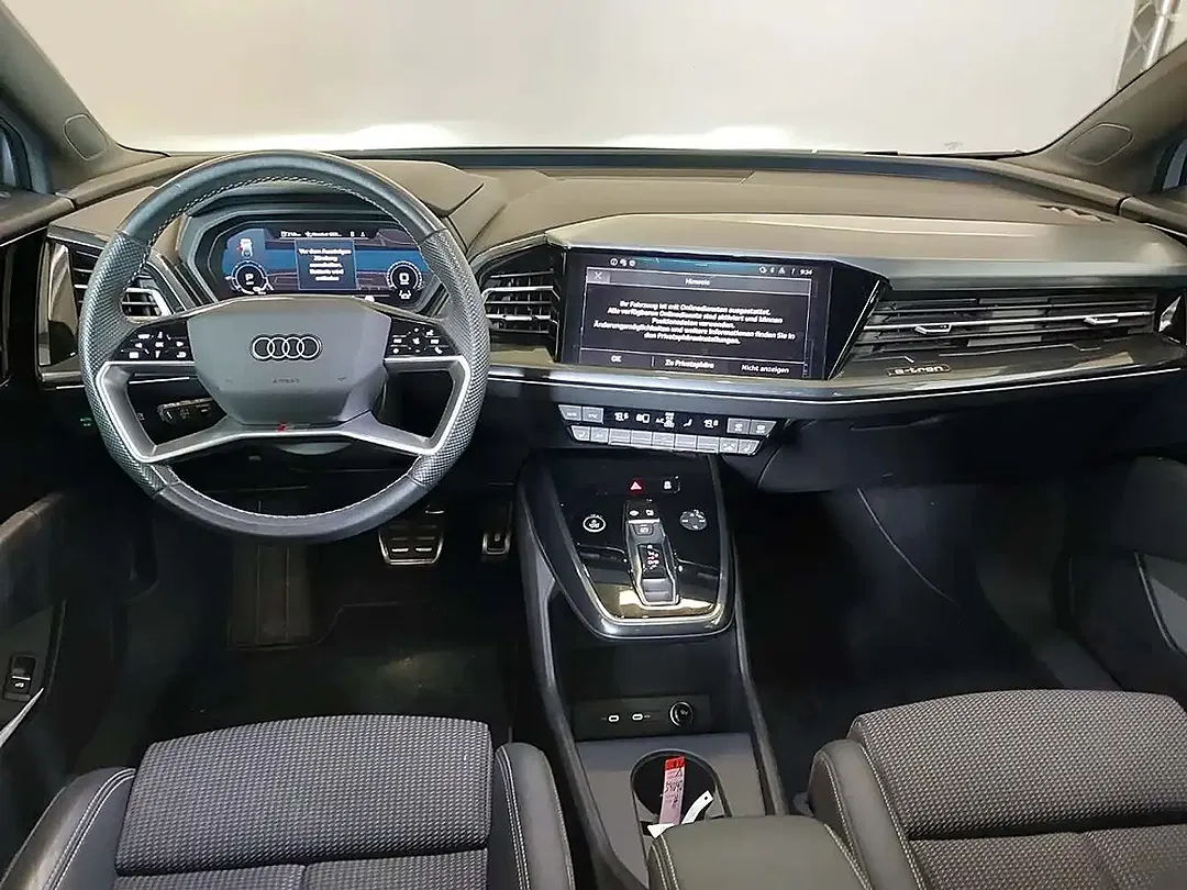Audi Q4 e-tron - Thumbnail 12