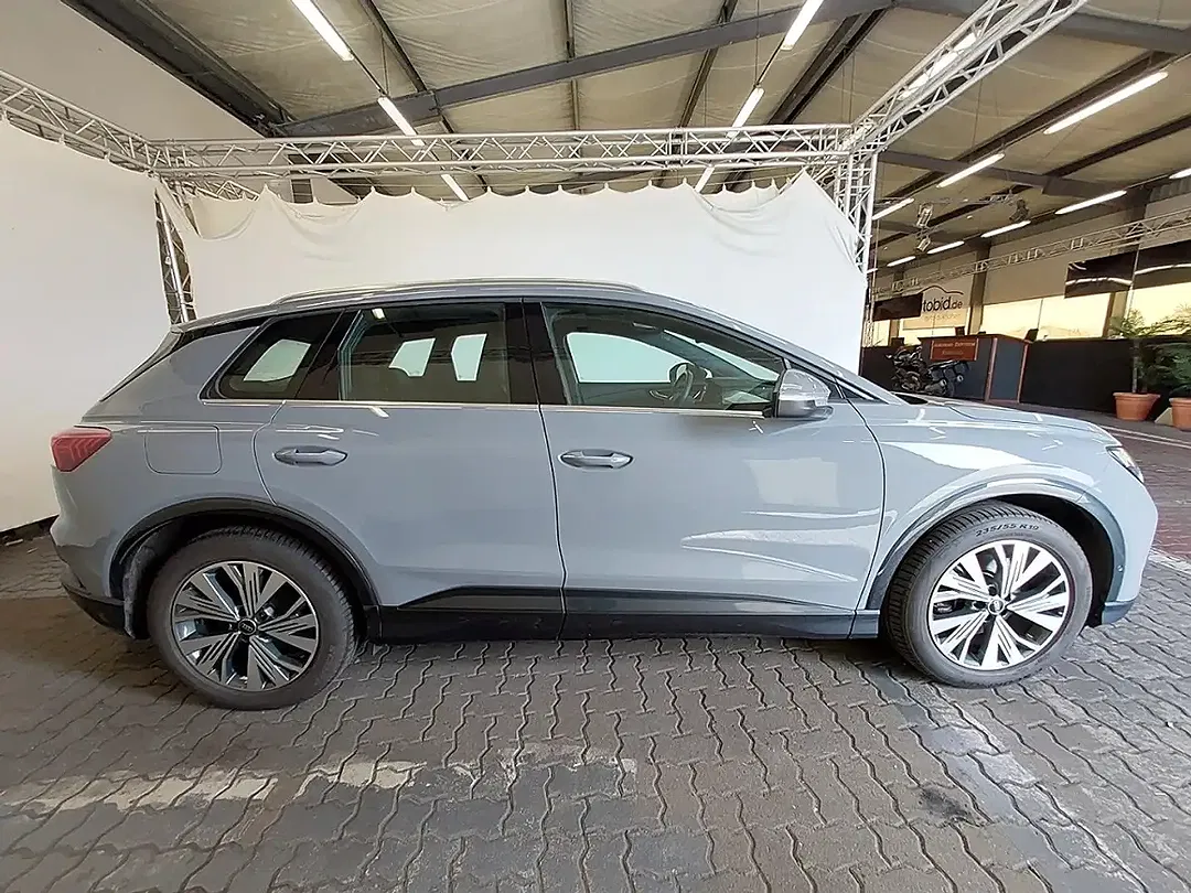 Audi Q4 e-tron - Thumbnail 4