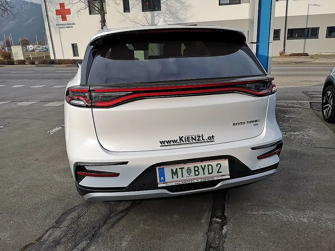 BYD Tang - Thumbnail 4