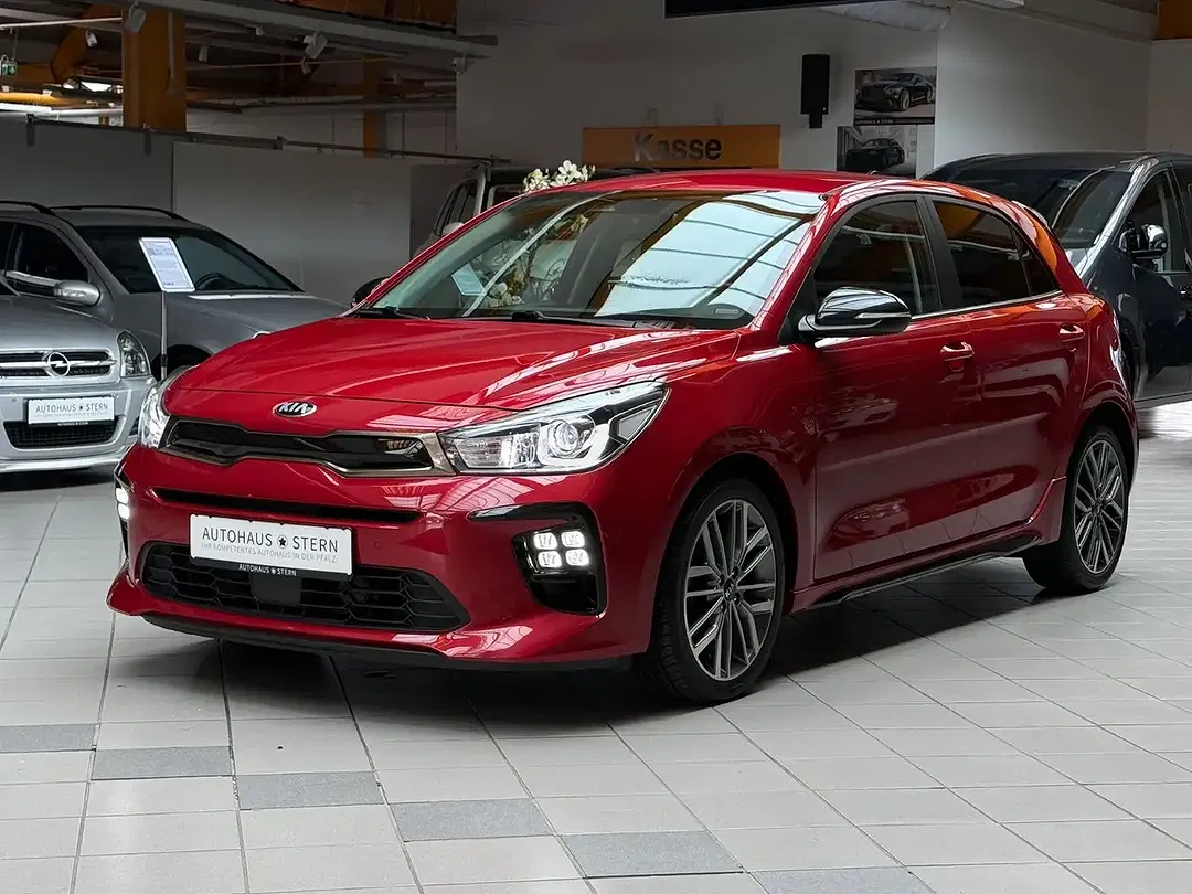 Kia Rio - Thumbnail 1