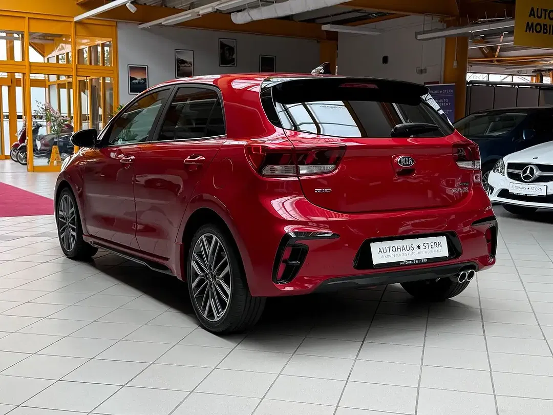 Kia Rio - Thumbnail 4