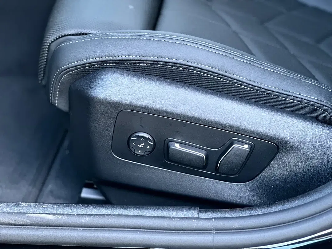 BMW 520 - Thumbnail 10