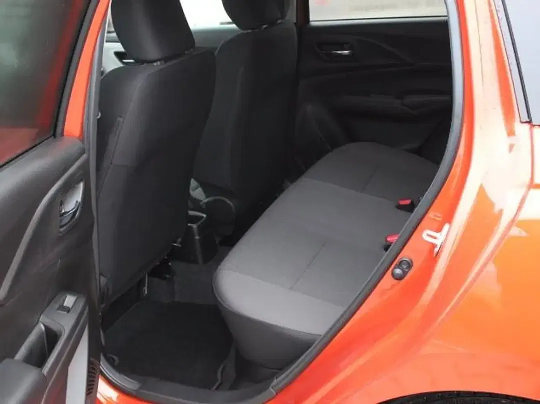 Suzuki Swift - Thumbnail 6