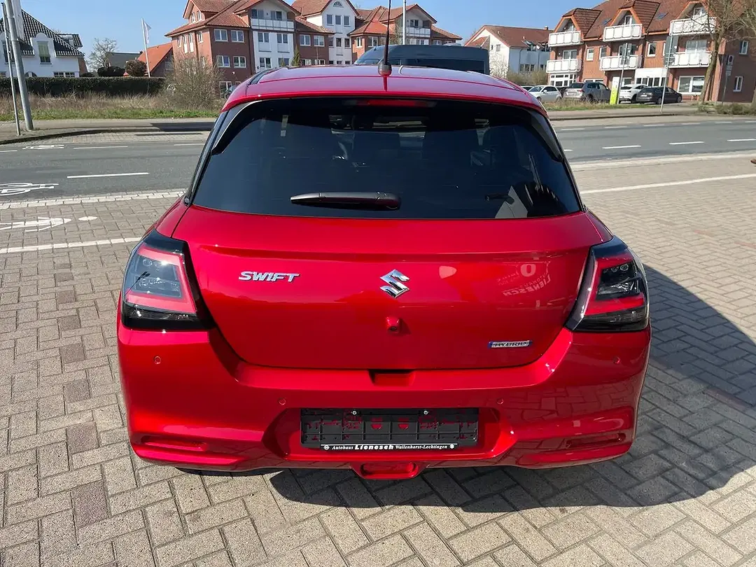 Suzuki Swift - Thumbnail 7