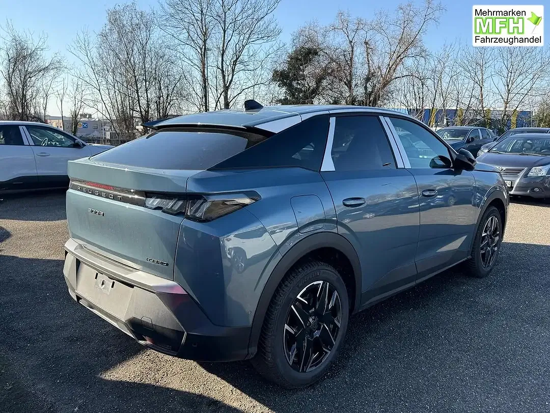 Peugeot 3008 - Thumbnail 2