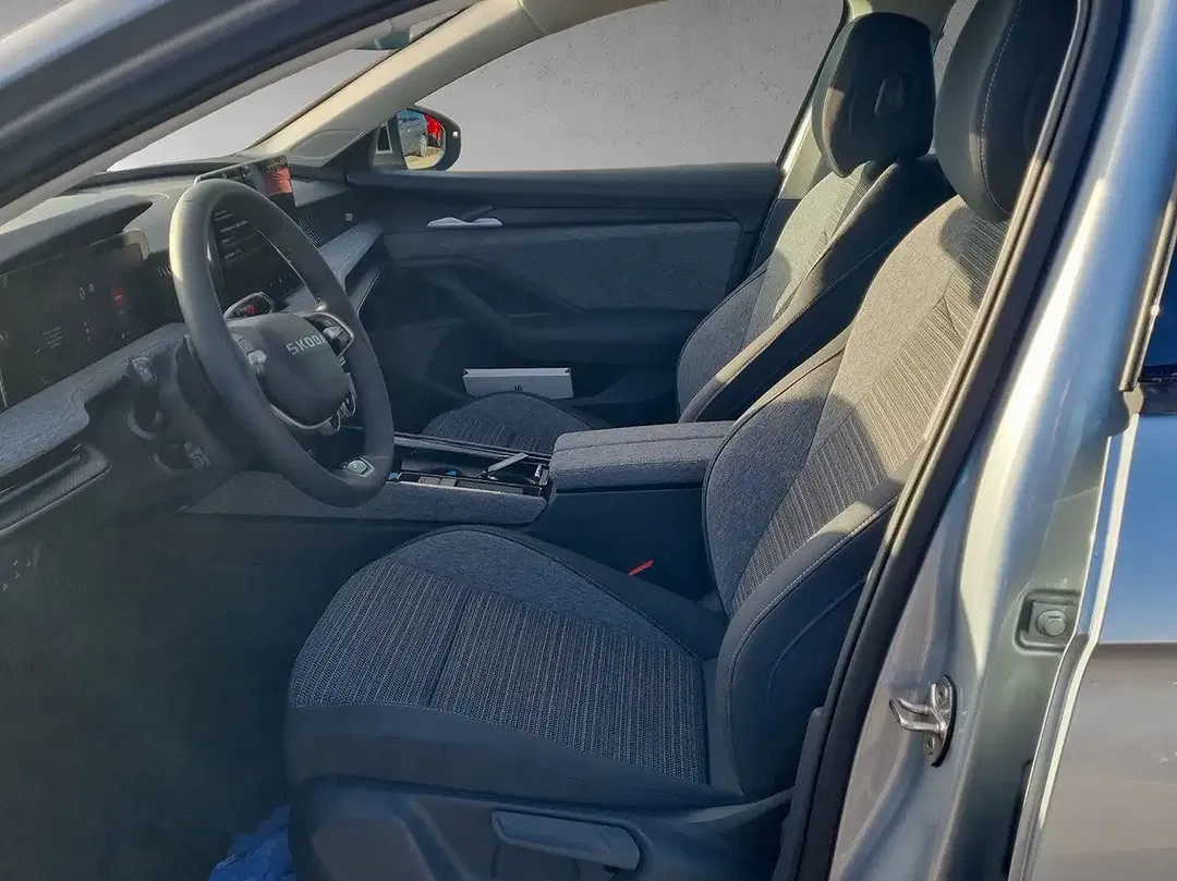 Skoda Superb - Thumbnail 9