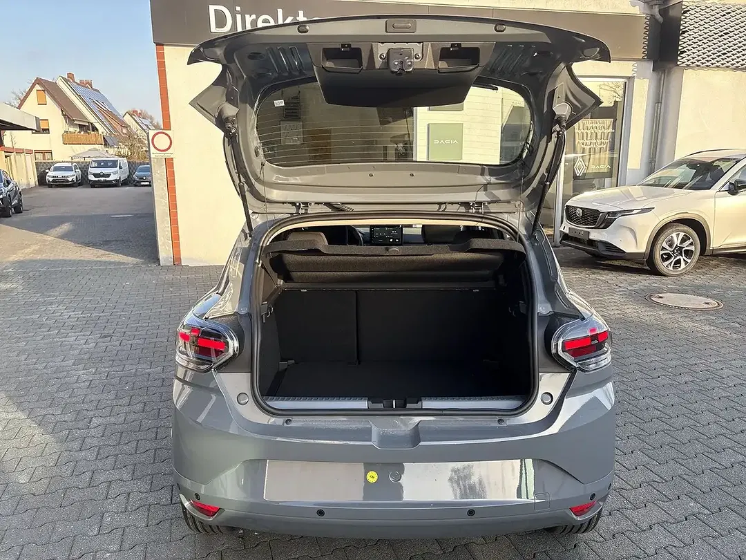 Dacia Sandero - Thumbnail 10