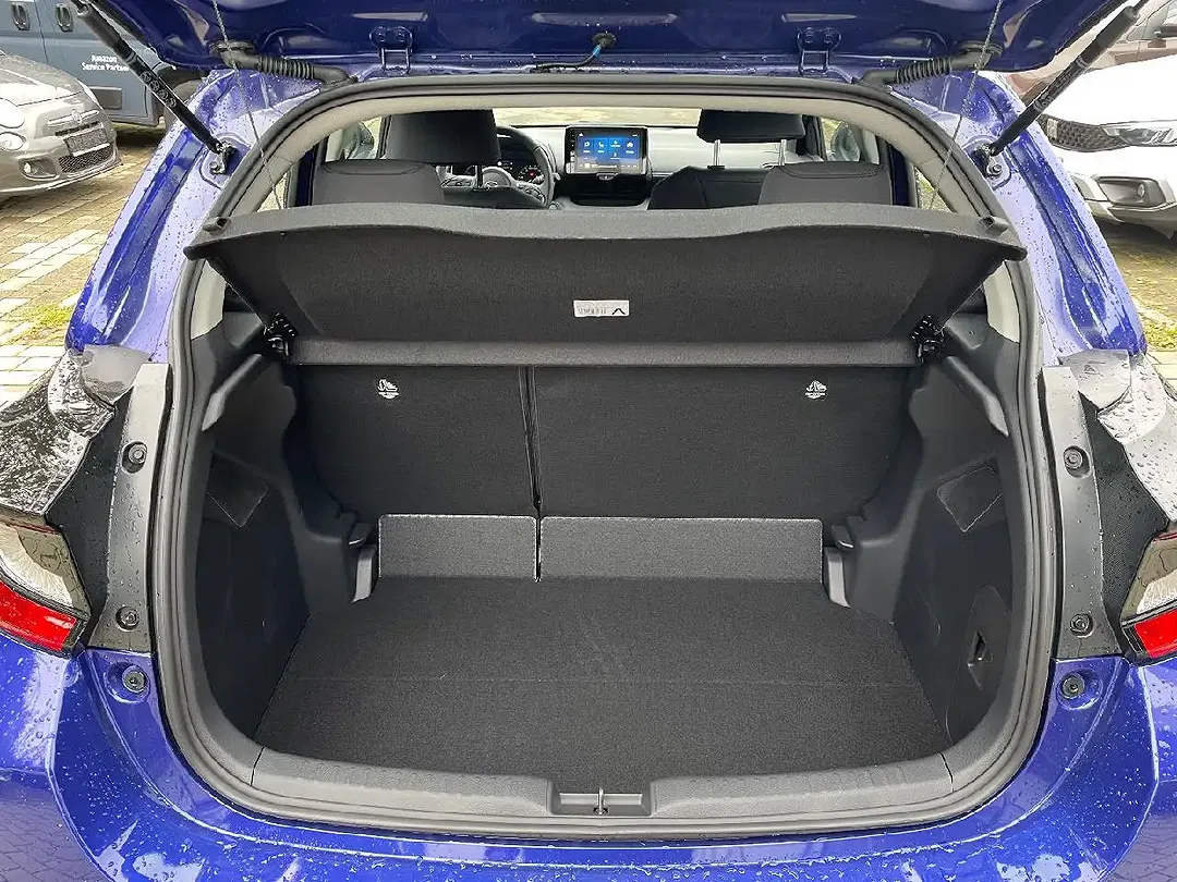 Mazda 2 - Thumbnail 10