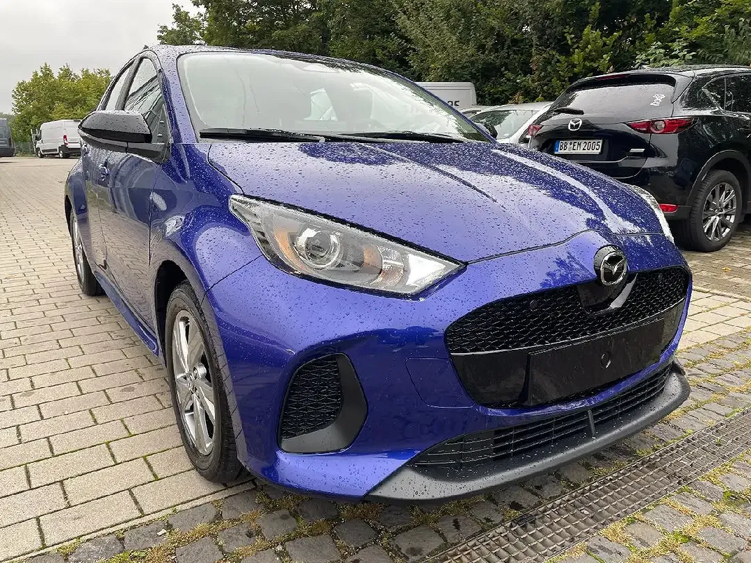 Mazda 2 - Thumbnail 6