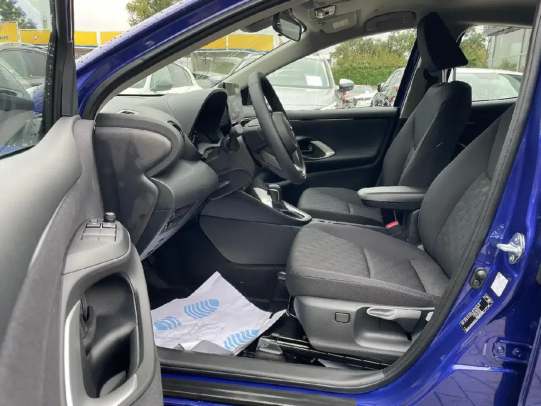 Mazda 2 - Thumbnail 7