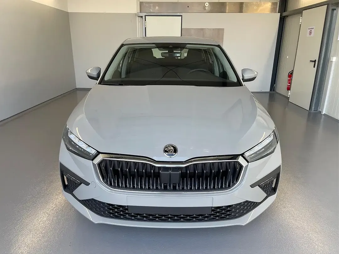 Skoda Scala - Thumbnail 2