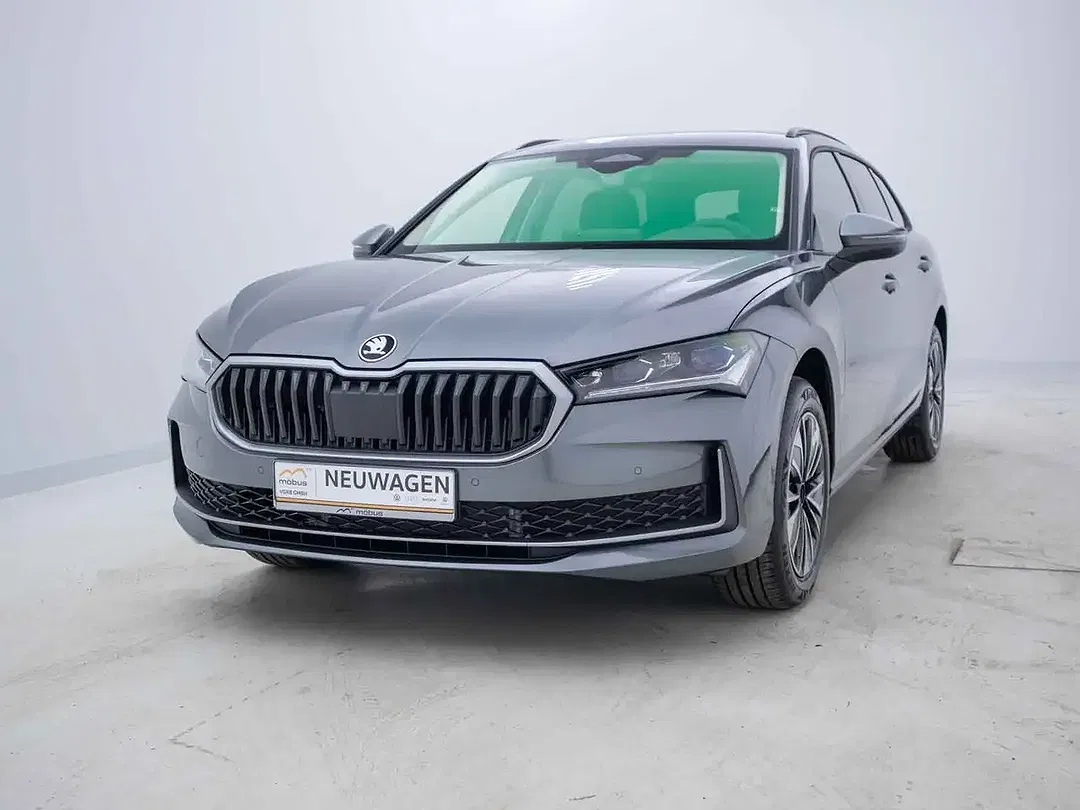 Skoda Superb - Thumbnail 1