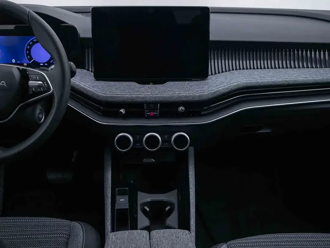 Skoda Superb - Thumbnail 15
