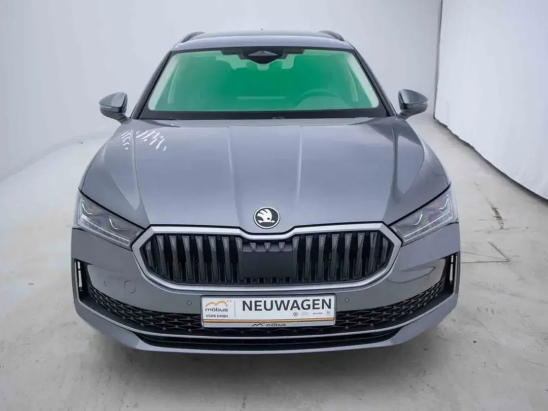 Skoda Superb - Thumbnail 2