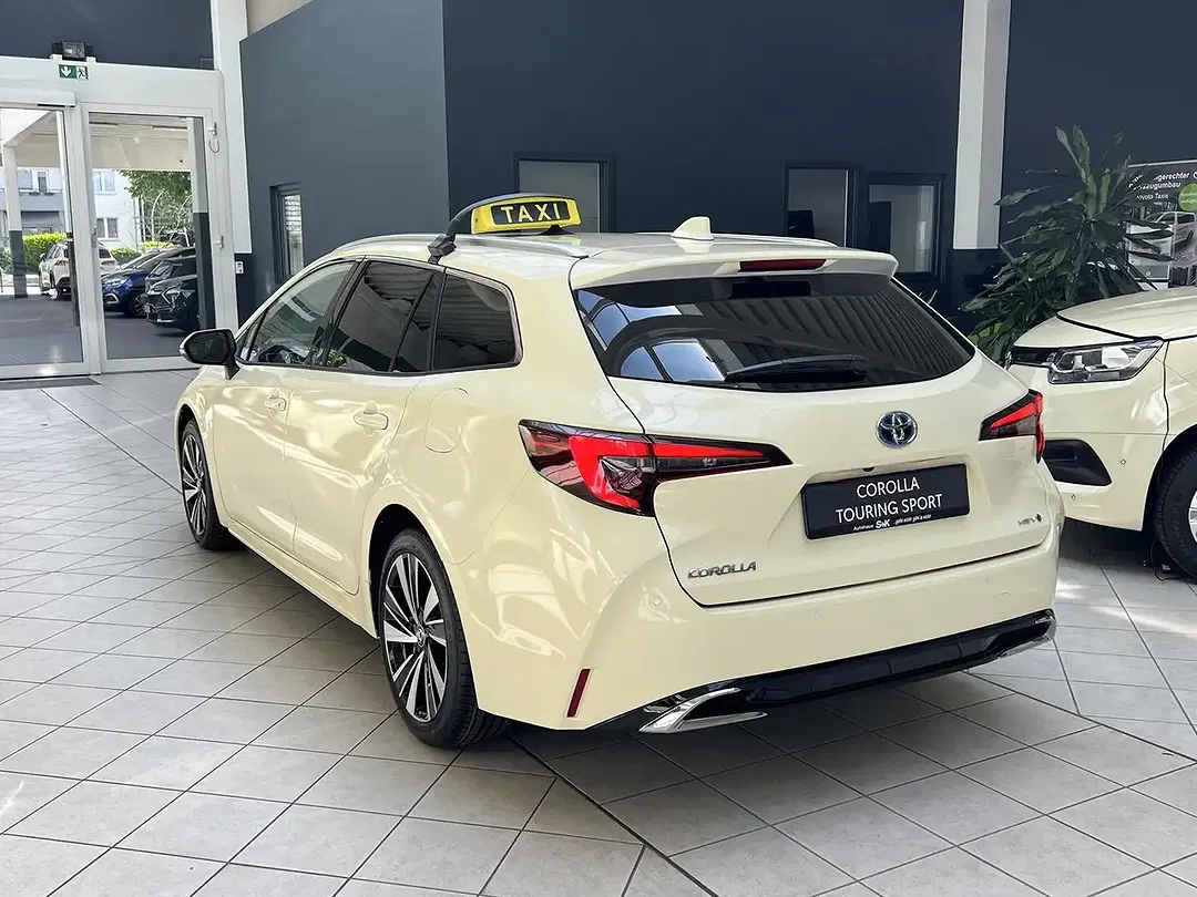 Toyota Corolla - Thumbnail 2