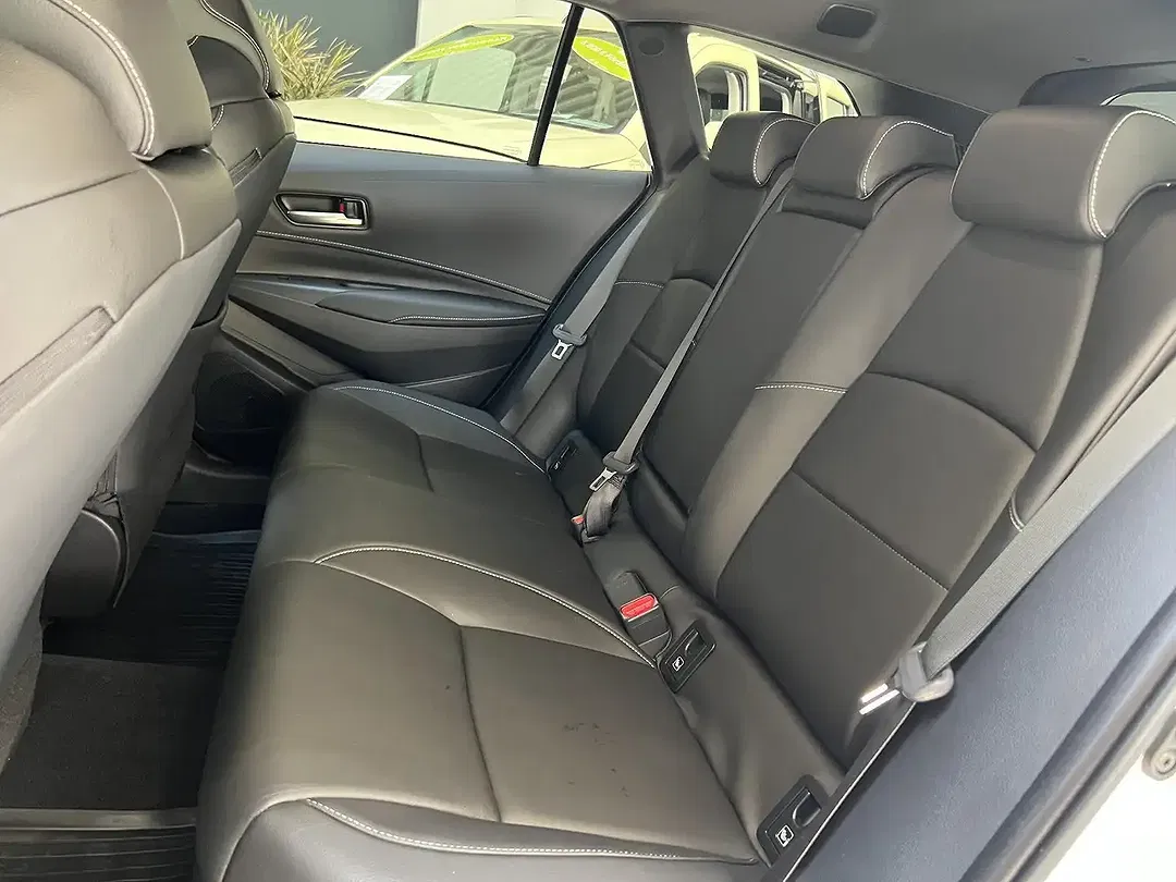 Toyota Corolla - Thumbnail 8
