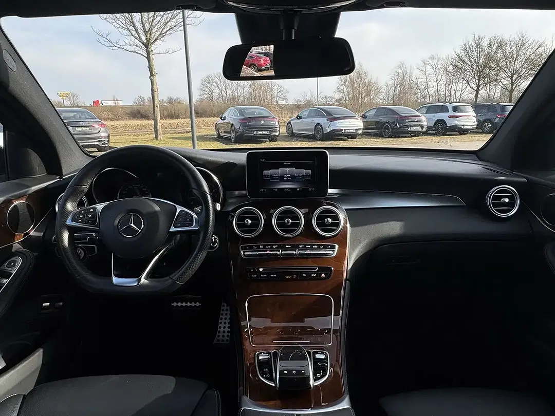 Mercedes-Benz GLC 250 - Thumbnail 10