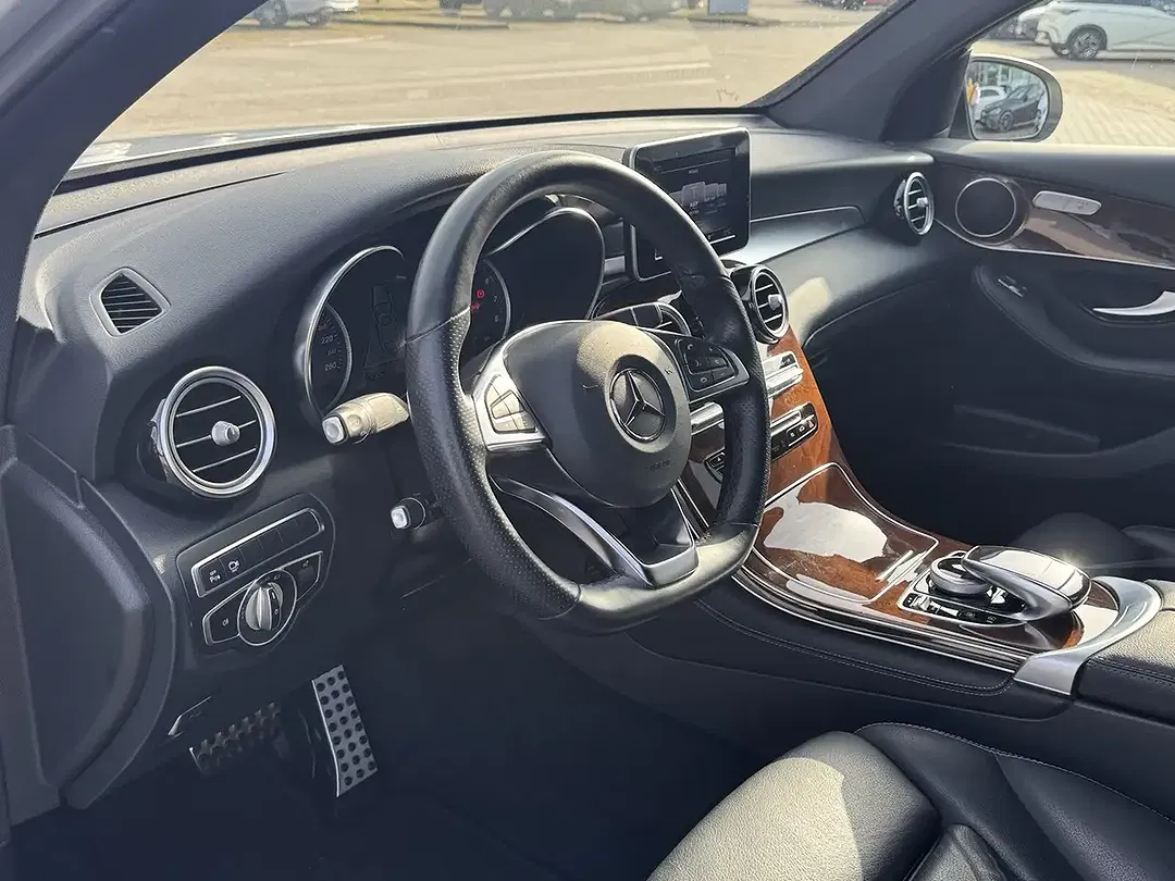 Mercedes-Benz GLC 250 - Thumbnail 8