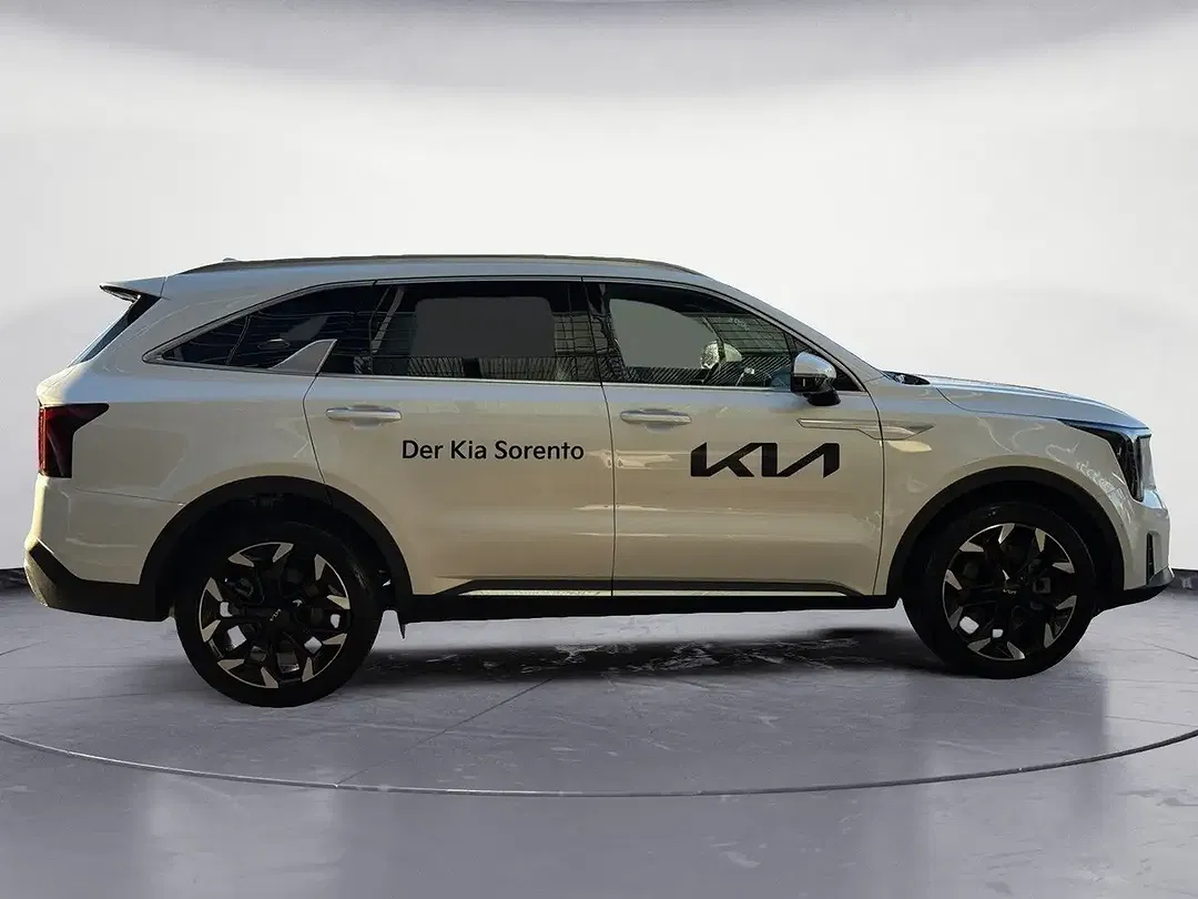 Kia Sorento - Thumbnail 4