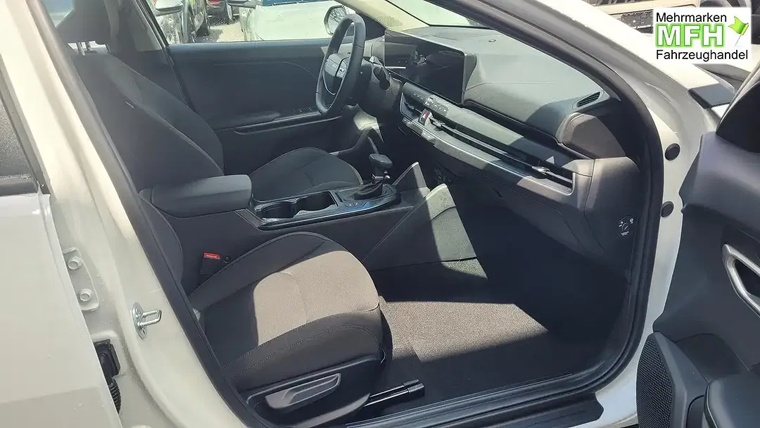 Kia K4 - Thumbnail 10