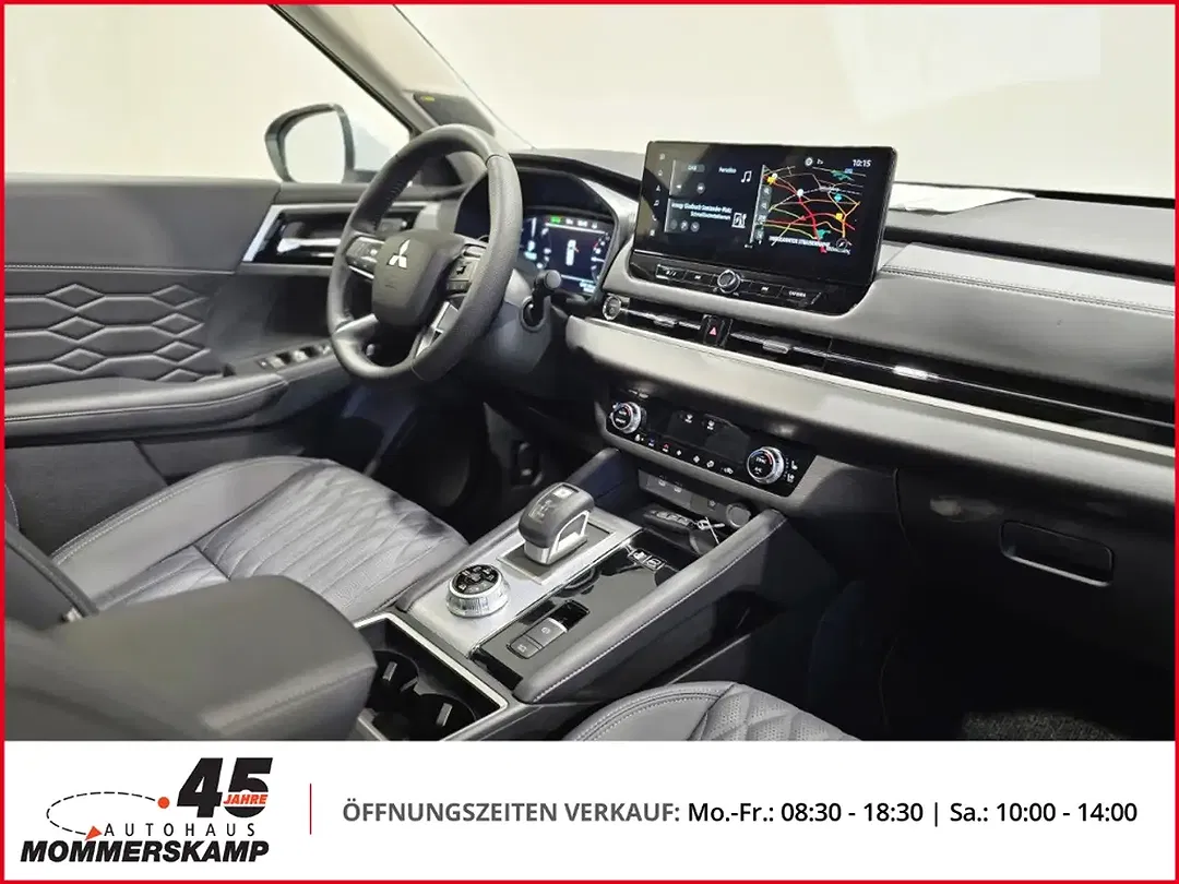 Mitsubishi Outlander - Thumbnail 6