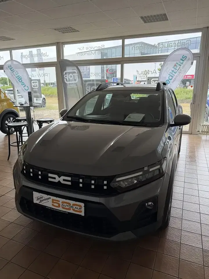 Dacia Sandero - Thumbnail 2