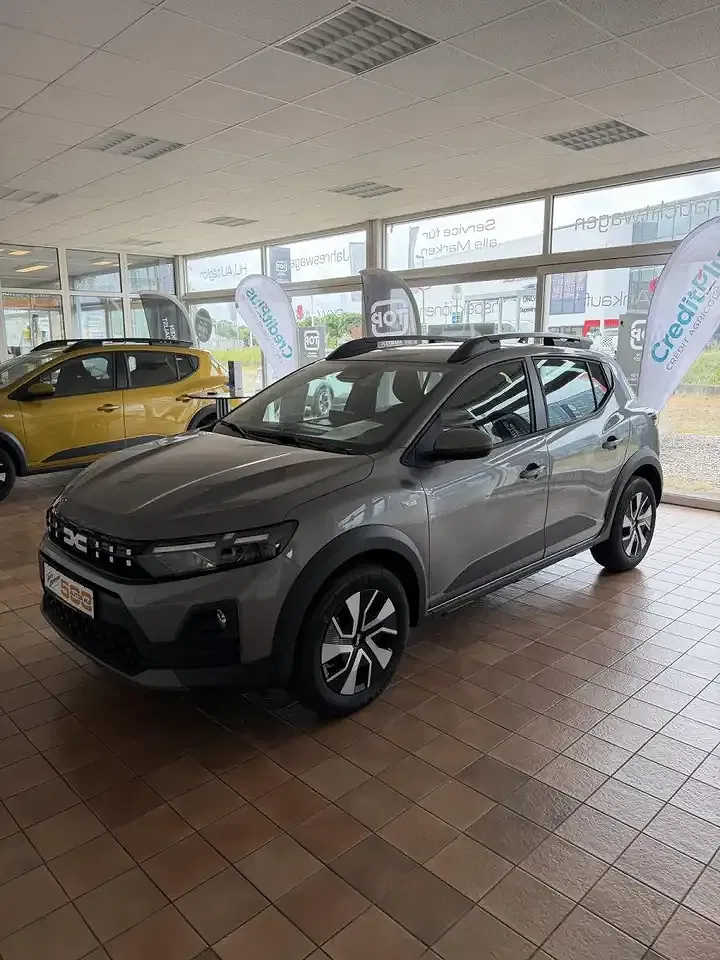 Dacia Sandero - Thumbnail 3
